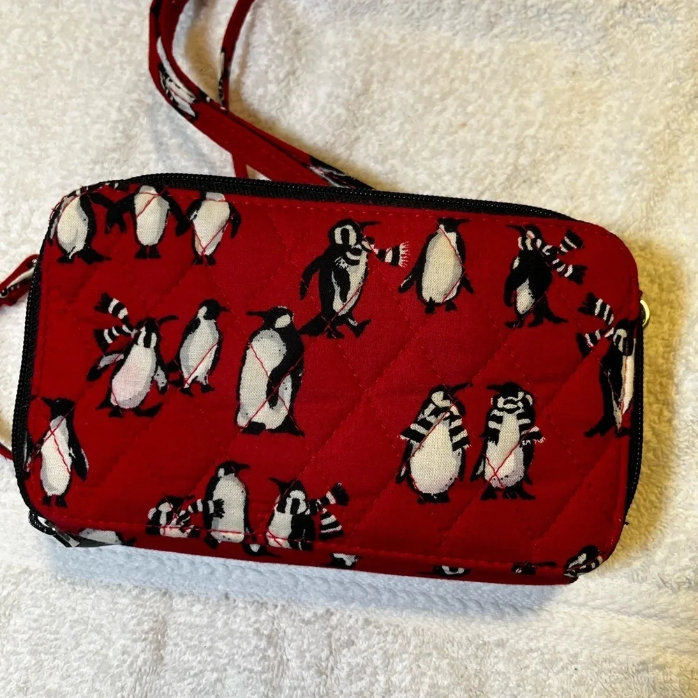 🐧 Vera Bradley Penguin Print RFID Crossbody Wallet 🎒